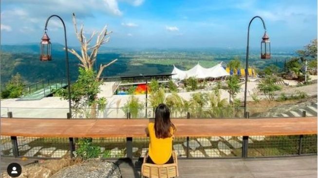 12 Tempat Wisata Jogja Terbaik yang Bisa Moms Datangi!