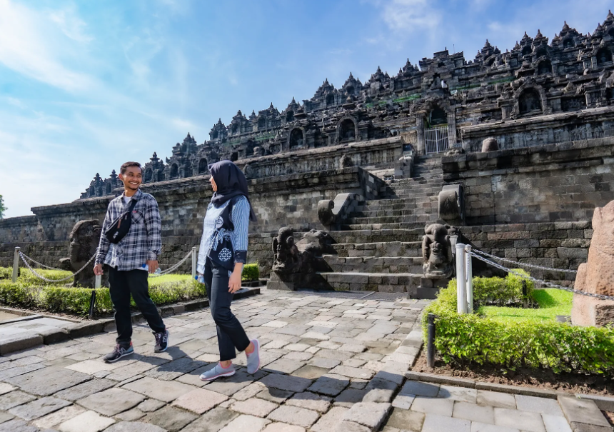 Candi Borobudur, Lokasi, dan Harga Tiket Masuknya