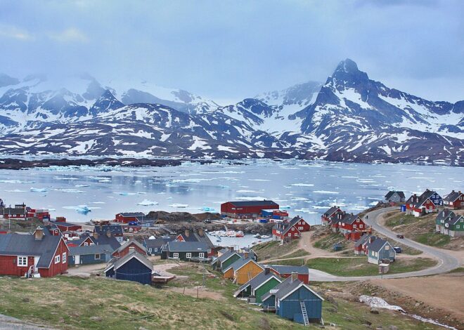 Greenland: Pulau Terbesar di Dunia Ini Simpan Pesona Tersembunyi